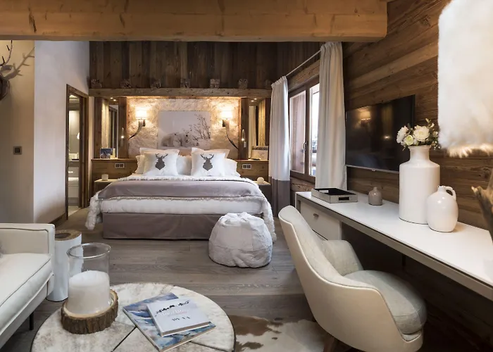 Mgm & Residences - Le Cristal De Jade Aparthotel