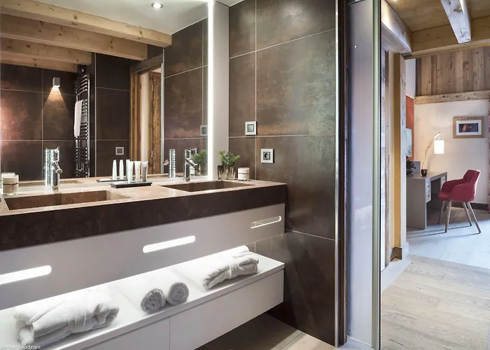 Mgm & Residences - Le Cristal De Jade Aparthotel 5*