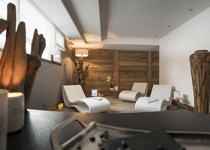 Aparthotel Mgm & Residences - Le Cristal De Jade 5*