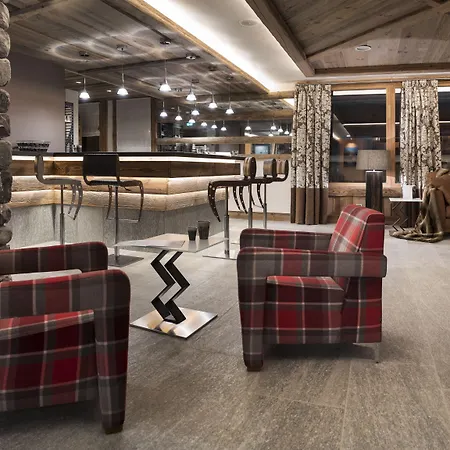 Mgm & Residences - Le Cristal De Jade Apartmanhotel 5*