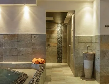 Apartmanhotel Mgm & Residences - Le Cristal De Jade