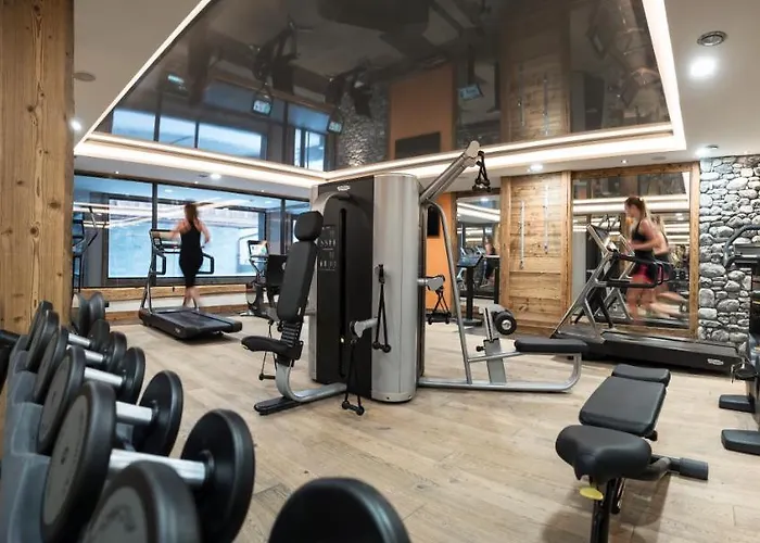 Mgm Hôtels&résidences - Résidence Le Cristal De Jade Apartahotel 5*