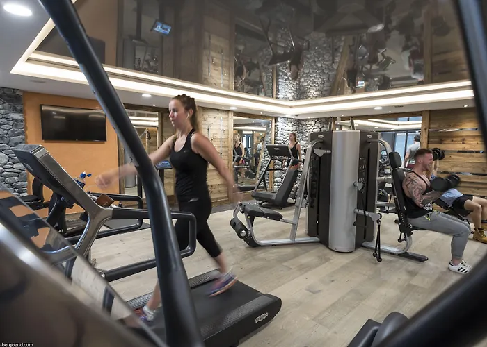 Aparthotel Mgm Hôtels&résidences - Résidence Le Cristal De Jade 5*