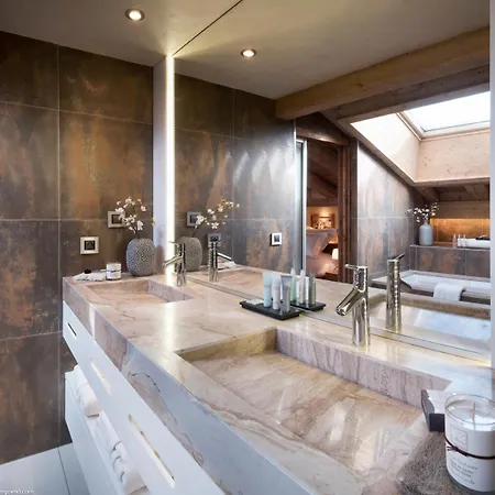 Mgm & Residences - Le Cristal De Jade Aparthotel 5*